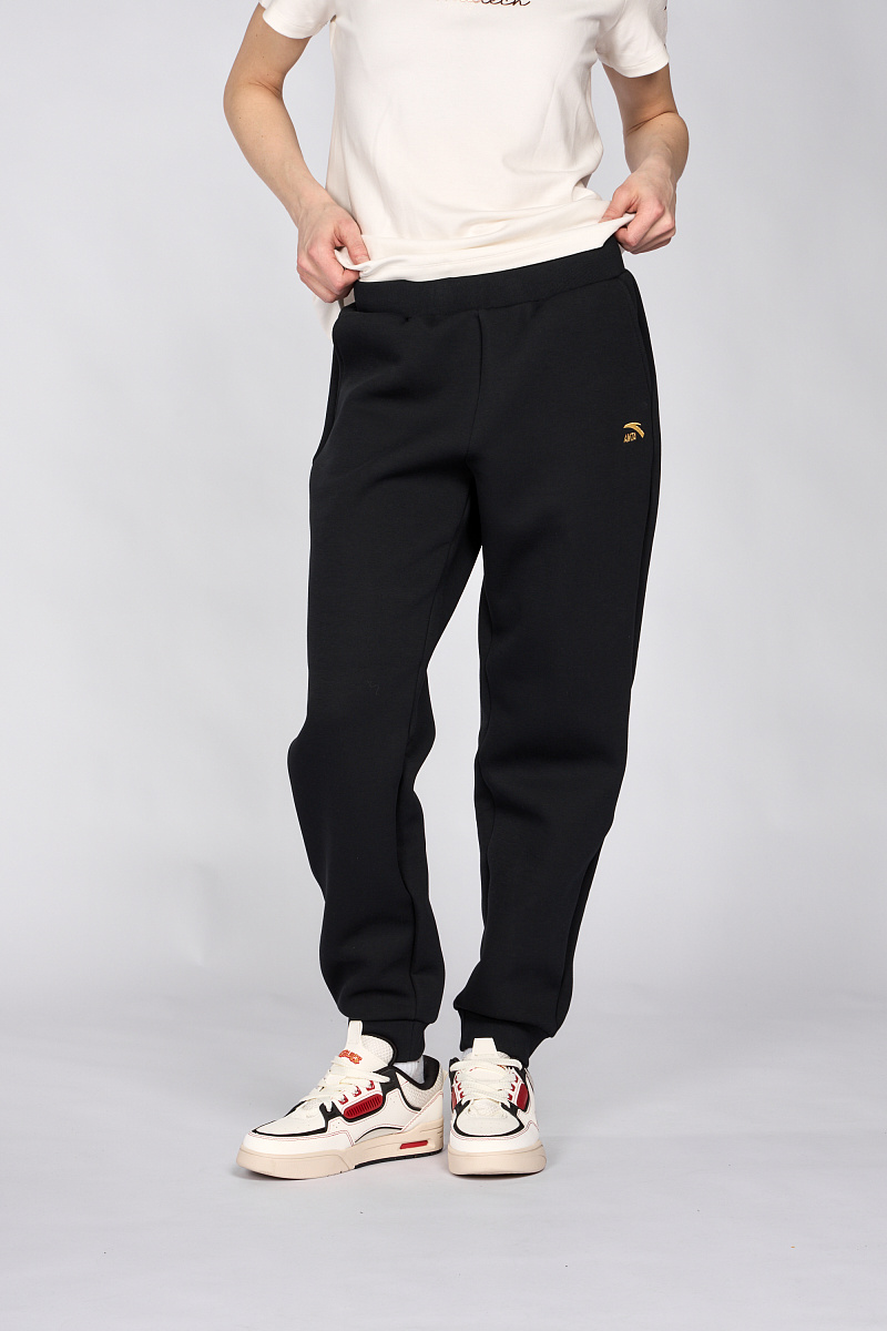 Брюки женские трикотажные ANTA Knit Track Pants (Black/Gold Logo)